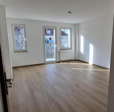 Foto - +++ Hübsche 2-Zimmerwohnung mit Balkon ins Grüne +++