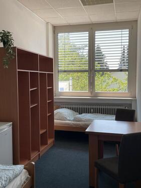 Foto - Zimmer in Pension - 200,00 EUR Kaltmiete,