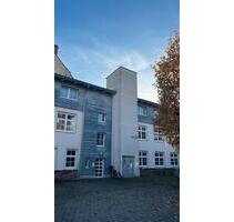 Arbeitsplatz in kreativer Bürogemeinschaft im Westend - München Schwanthalerhöhe