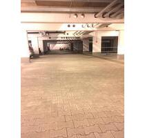 Tiefgaragenstellplatz in Regensburg, in Toplage Nähe Hauptbahnhof