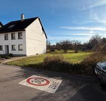 Einfamilienhaus mit großem Grundstück und Bauplatz zu verkaufen - Grenzach-Wyhlen