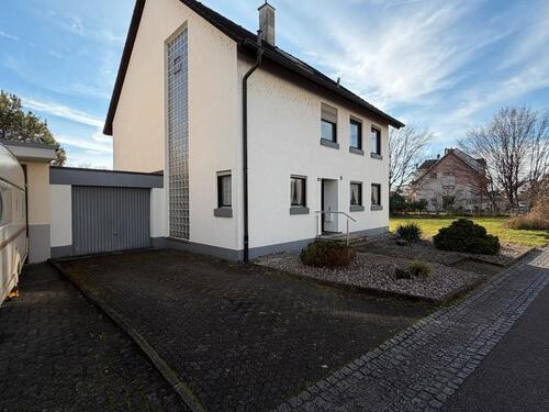 Foto - 4 Zimmer Einfamilienhaus zum Kaufen in Grenzach-Wyhlen