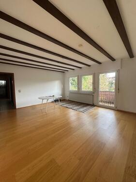 Foto - Große 4 Zimmer Wohnung mit Garten und Terrasse zu vermieten