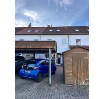 Attraktives Reihenhaus in Lübeck 6 Zimmer Kamin Carport