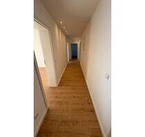 Olpe INNENSTADT; ERSTBEZUG, 5-Zimmer Wohnung, 2.OG; WG-Fähig
