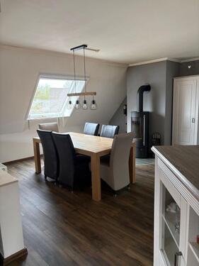Foto - Großzügige Maisonette-Wohnung mit Garten und Kamin