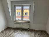 Foto - 3-Raum-Dachgeschosswohnung mit Aufzug und Einbauküche
