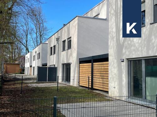 Foto - Familien(t)räume zur Miete - 2.650,00&nbsp;EUR Kaltmiete, ca.&nbsp; 196,79&nbsp;m&sup2;