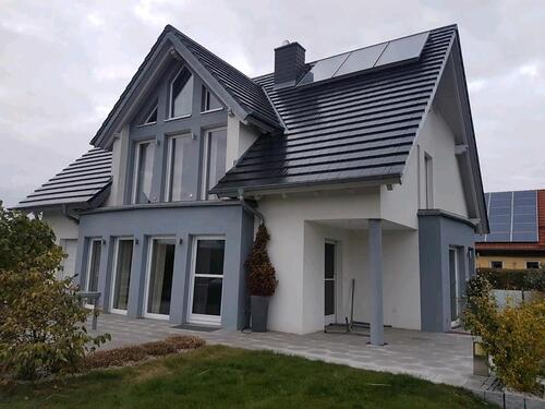 Foto - traumhaftes Einfamilienhaus mit Pool in Burgellern