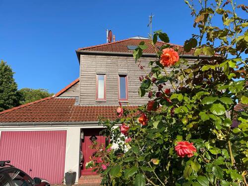 Foto - Familienfreundliches Einfamilienhaus mit 5 Schlafzimmern, Garten & Garage in Hemmerde – ab 01.05.2026 verfügbar