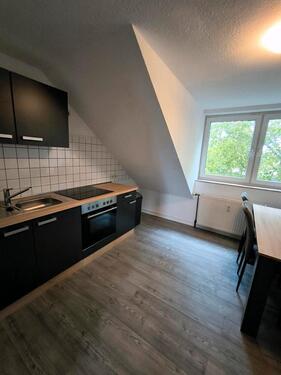 Foto - 1 Zimmer Dachgeschoßwohnung zur Miete in Duisburg