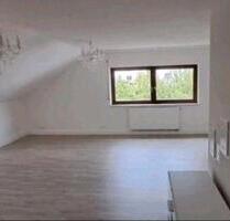 Schöne Dachgeschoss Wohnung für 1 bis 2 Personen geeignet - Zimmern ob Rottweil