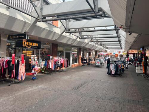 Foto - Top Laden Bürofläche in der Creteilpassage 1A-Lage