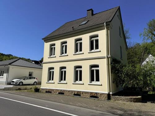 Foto - *EFH* mit besonderem Wohnkonzept - 130 m² 4 Zi. mit Garten in zentraler Lage von Wiehl-Bielstein