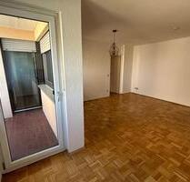 2 Zimmer Wohnung mit Küche und Bad in Regensburg Ziegetsdorf