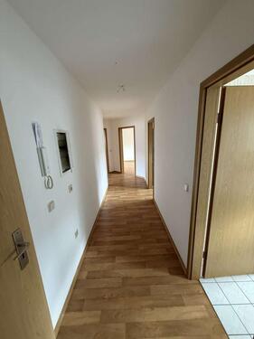 Foto - stadtnahe, gut isolierte Dachwohnung mit Einbauküche