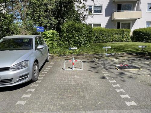 Foto - PKW-Stellplatz Auf dem Knüll frei!