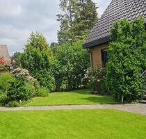Großes freistehendes Zweifamilienhaus 245 qm Wohnfläche 9 Zimmer - Berlin Spandau