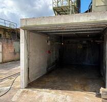 Garage mit Freifläche Stellfläche - Homburg