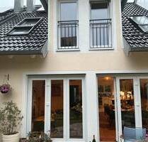 Luxuriös ausgestattetes Reihenhaus aus 2021 in Fürstenfeldbruck