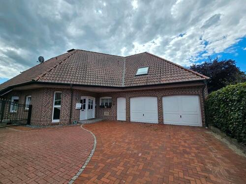 Foto - Freistehendes Massivhaus in Sackgassenlage (Spielstraße)