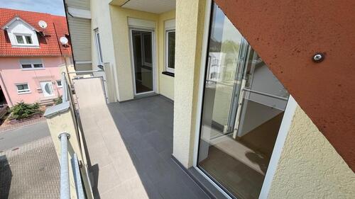 Foto - EIgentumswohnung 4,5 Zimmer-DG Wohnung mit neuer Einbauküche