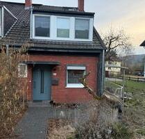 Reiheneckhaus - 200.000,00&nbsp;EUR Kaufpreis, ca.&nbsp; 85,00&nbsp;m&sup2; in Nieste (PLZ: 34329)