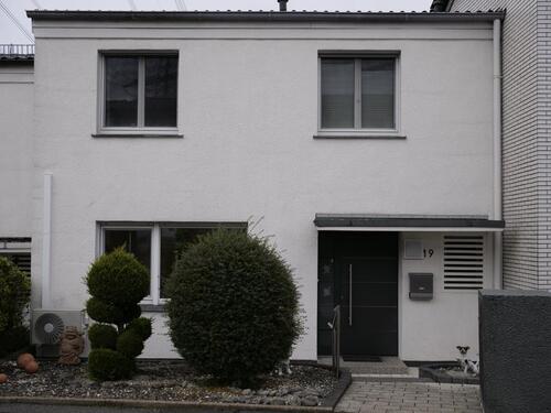 Foto - Modernisiertes Reihenmittelhaus in Sackgasse in DO-Wellinghofen