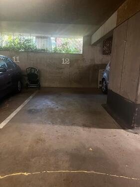 Foto - Garagen Stellplatz mitten in der Stadt