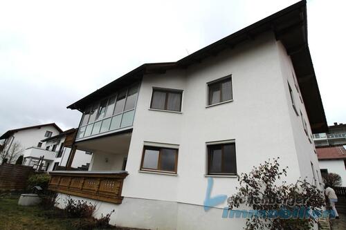 Foto - *** Großzügiges Einfamilienhaus mit Einliegerwohnung in Moosthenning***