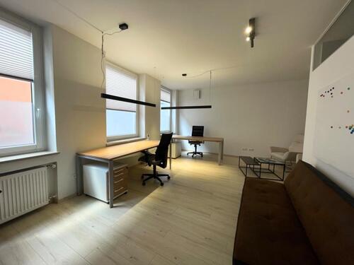 Foto - Neues BüroBetriebsleiter-Wohnung inkl. EBK & Stellplatz im Stadtzentrum!