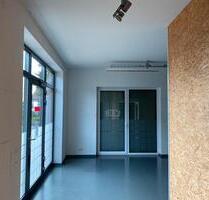 Moderne Gewerbeinheit im EG - 470,00 EUR Kaltmiete, in Rheinzabern (PLZ: 76764)