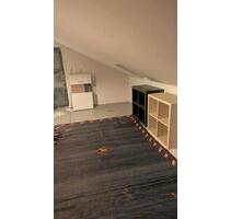 kleine Wohnung frei - 360,00&nbsp;EUR Kaltmiete, ca.&nbsp; 34,00&nbsp;m&sup2; in Dassow (PLZ: 23942)