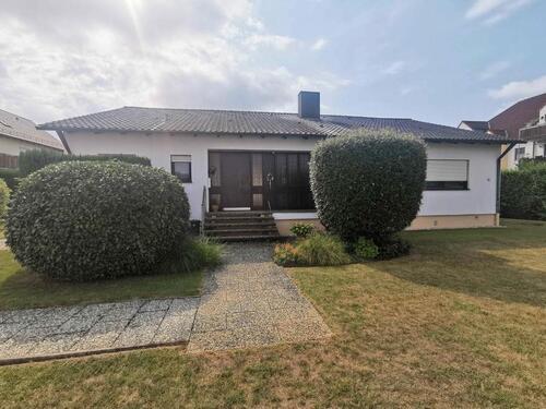 Foto - Gepflegtes Einfamilienhaus Bungalow von Privat in Obertraubling