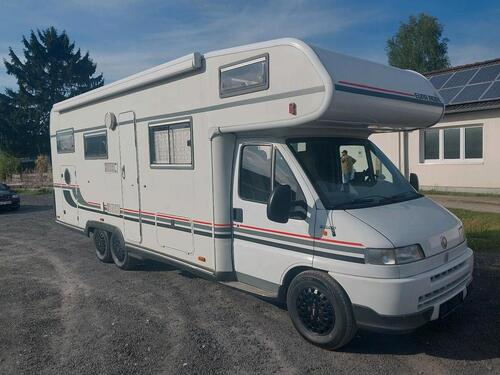 Foto - Wohnmobil Wohnwagen Stellplätze