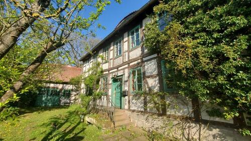 Foto - Fachwerkhaus liebevoll gestaltet von Künstlerehepaar