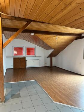 Foto - 3ZKB Dachwohnung in hoffenheim - 1.000,00&nbsp;EUR Kaltmiete, ca.&nbsp; 85,00&nbsp;m&sup2;