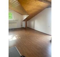 3ZKB Dachwohnung - 1.000,00 EUR Kaltmiete, ca.  85,00 m² in Sinsheim (PLZ: 74889)