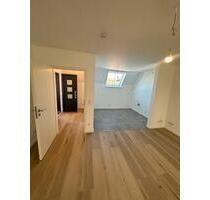 Sanierte 3- Zimmer-Wohnung mit ca. 77 qm - Lüdenscheid Othlinghausen