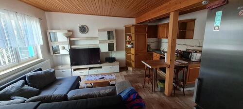 Foto - Massiver Bungalow, Ferienhaus oder Wochendhaus