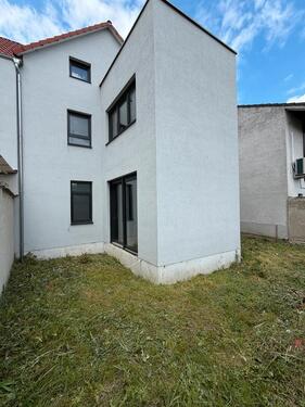 Foto - 8 Zimmer Mehrfamilienhaus, Wohnhaus zum Kaufen in Bürstadt