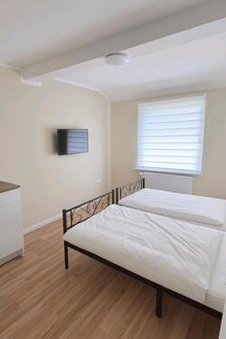 Foto - Wohnung auf Zeit frisch renoviert Wohnung Zimmer bis zu 40 Pers.