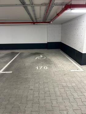 Foto - Tiefgaragenstellplatz in Augsburg, nahe Hbf, für alle nutzbar