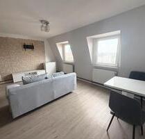 Möblierte 2-Zimmer-Wohnung in Frankfurt-Oberrad – All-Inclusive (Strom & Heizung inkl.) – ideal für WG - Frankfurt am Main