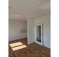 3-Raumwohnung mit Aufzug und Balkon - Halle (Saale) Nietleben