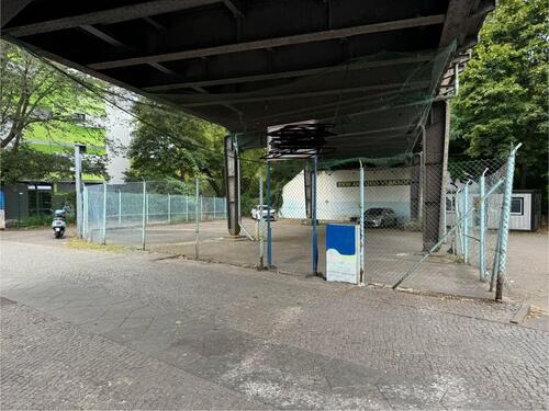 Foto - Autohandel Autoplatz Stellplätze Zu Vermieten nur Als Pacht