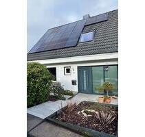 Modernisierte u. sanierte Doppelhaushälfte in Overath-Steinenbrüc