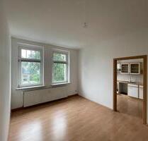Helle 2-Zimmerwohnung mit Küche und Blick ins Grüne ! - Falkenstein/Vogtland