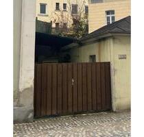 KFZ Stellplatz abschließbar teil überdacht Hof Mühlstraße - Regnitzlosau