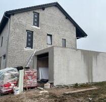 Mietwohnung - 2.000,00&nbsp;EUR Kaltmiete, ca.&nbsp; 120,00&nbsp;m&sup2; in Göllheim (PLZ: 67307)